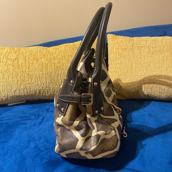 Dooney and Bourke Rare and Retired Vintage Giraffe Print Handbag and Wallet - Picture 4 of 16